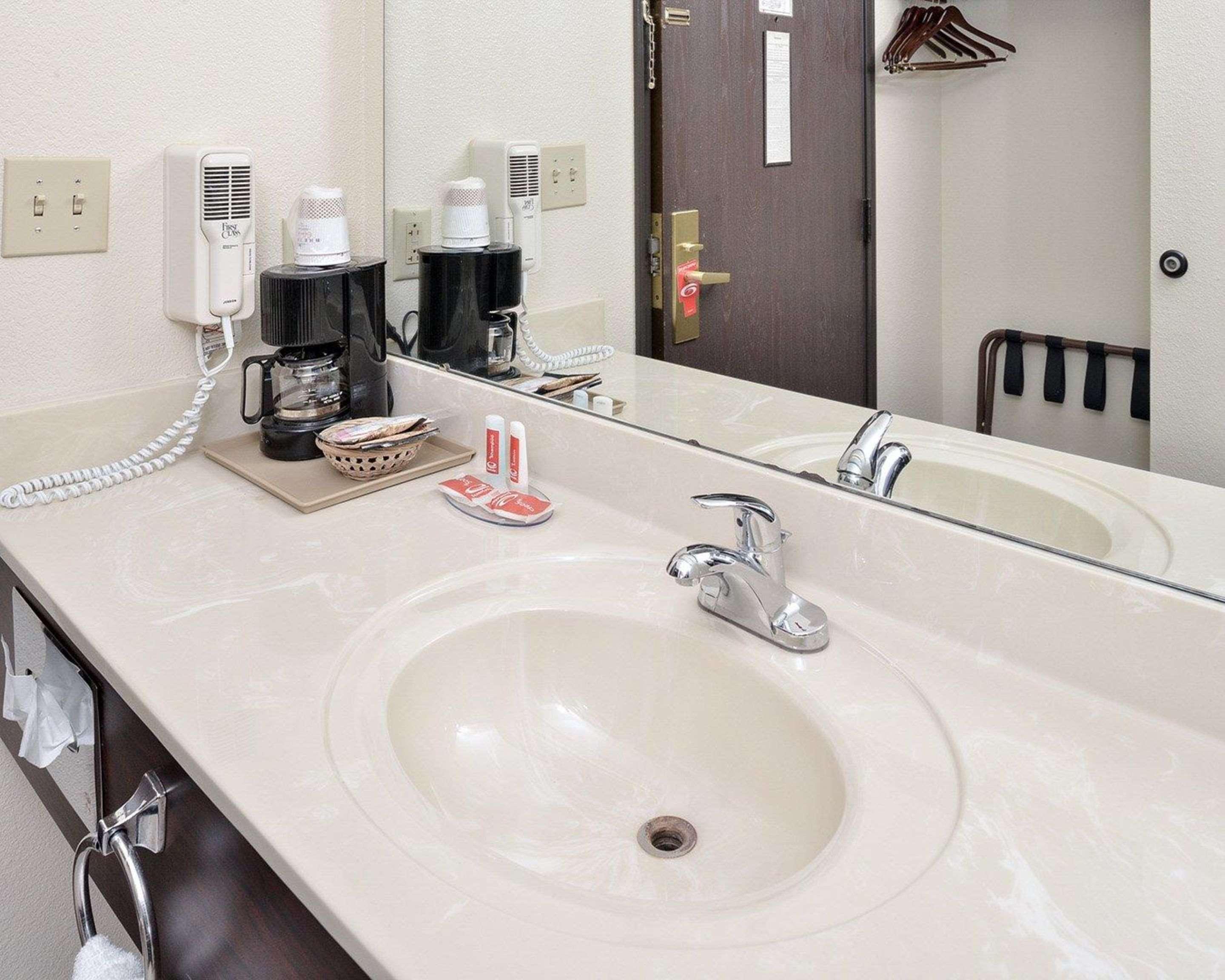 Econo Lodge Inn & Suites Shelbyville Luaran gambar